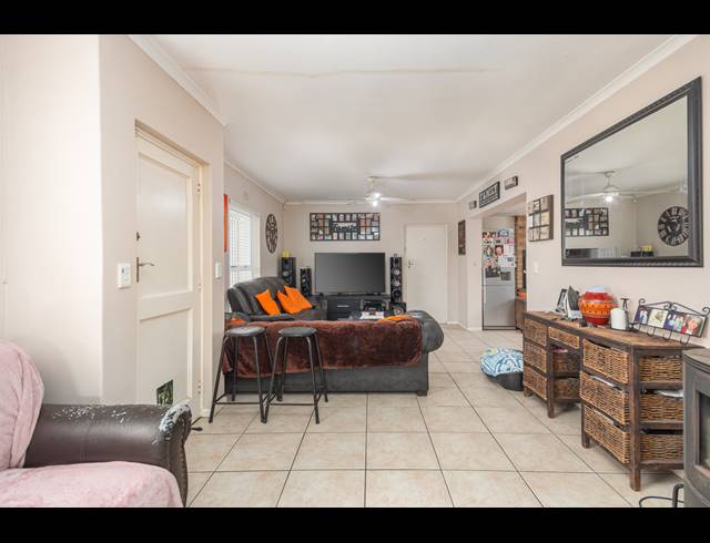 3 BEDROOM FREESTANDING SOLD IN SUNNINGDALE